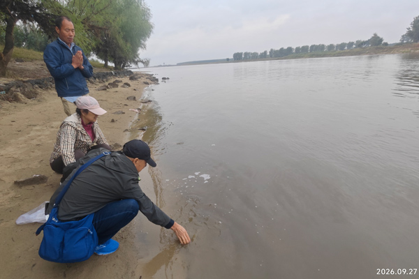 沈阳墓地网践行社会责任:放生护生,助力辽河湿地生物多样性保护