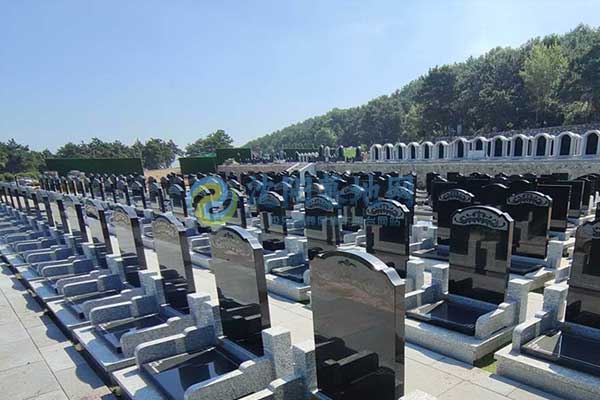 沈阳棋盘山公墓.jpg 沈阳棋盘山公墓.jpg